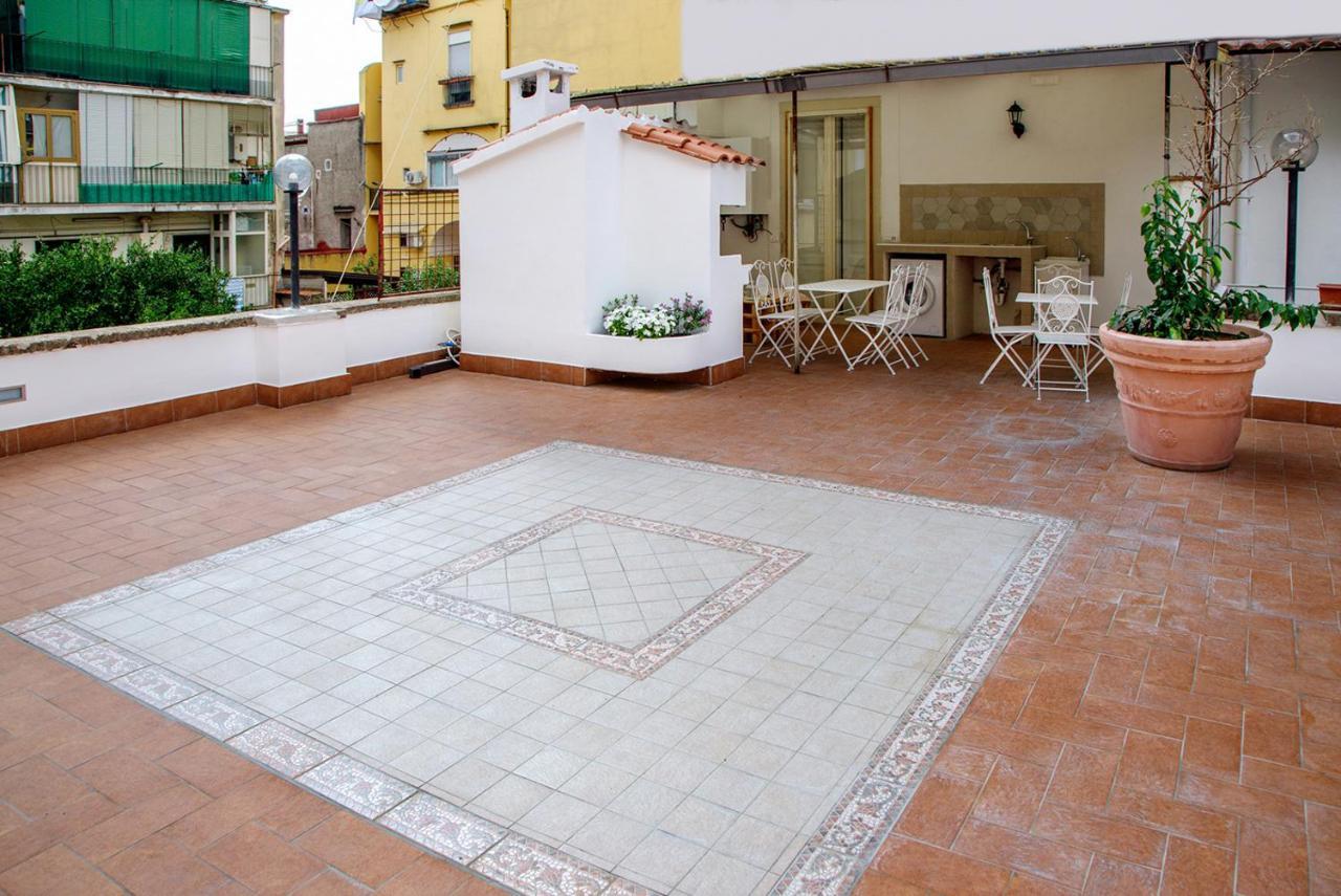 Euplea Napoli Bed & Breakfast Ngoại thất bức ảnh